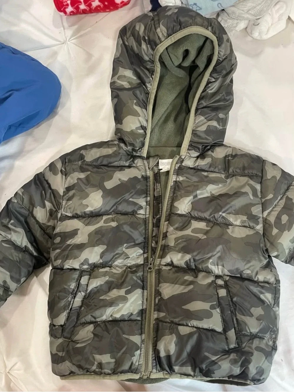 Gymboree Boys Camo Puffer Jacket in Green and Gray
